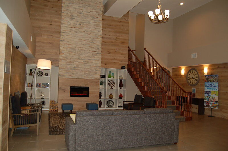 Hotel Country & By Radisson, Kings Dominion , Va